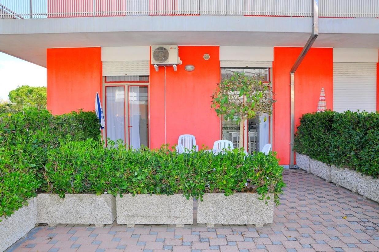 Condominio Biloba-Gemini Бибионе Экстерьер фото